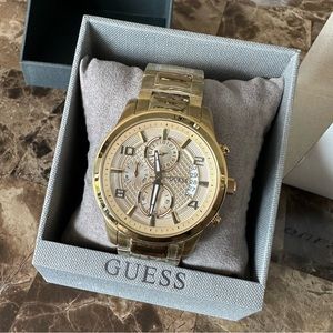 NWT Guess Men’s Watch Gold